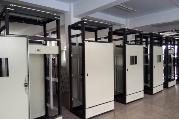 安源配电柜-3683厂家配电柜检修需要注意的